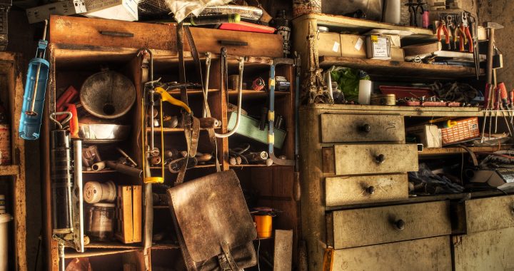 Can’t get rid of it: This is what hoarding is like