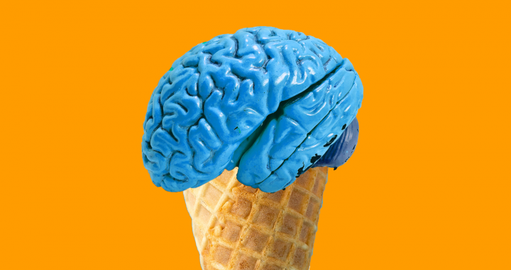 Hoofdpijn in de zomer: Wat is een brain freeze eigenlijk?